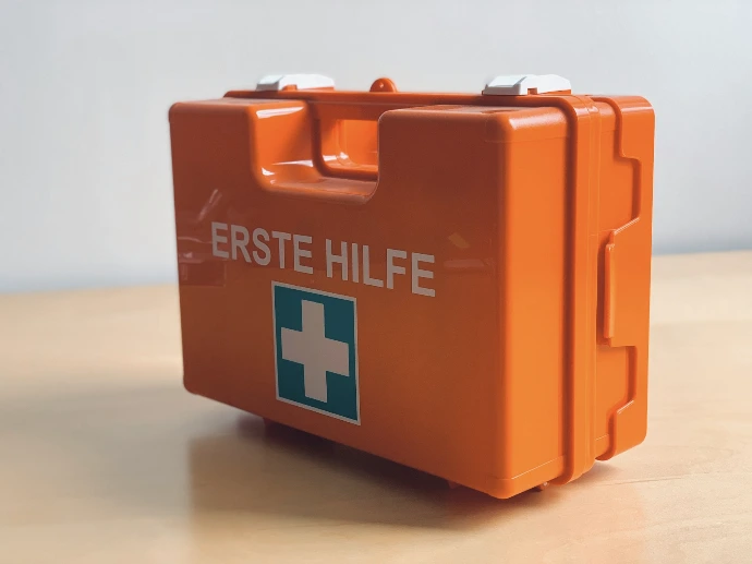 orange Erste Hilfe med kit